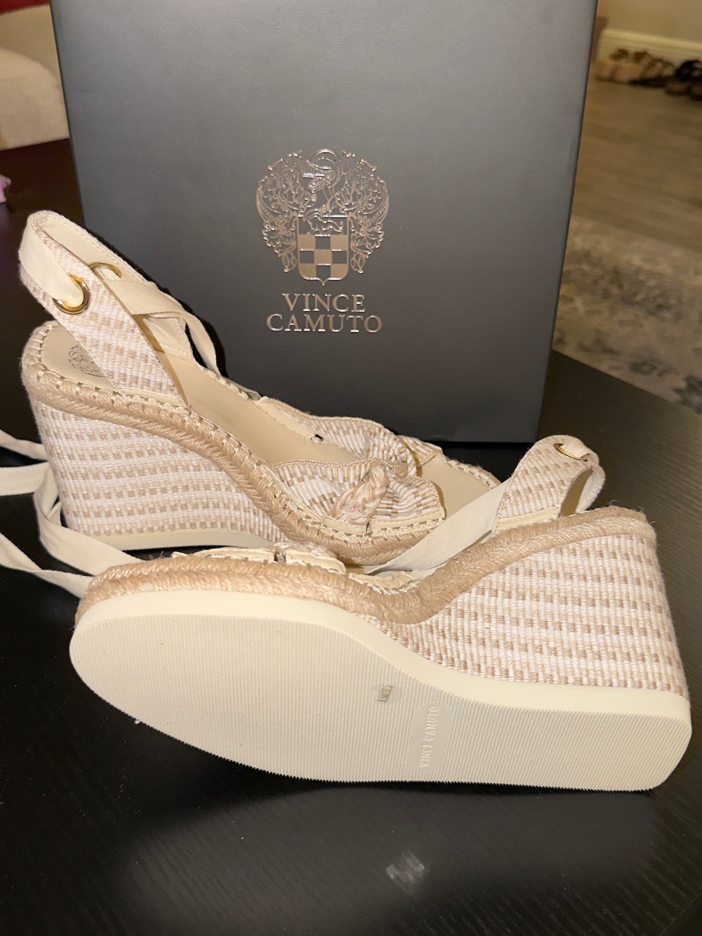 Vince Camuto Bealie Wedge Sandals — Ivory Multi — Size 8.5 — NEW IN BOX - Picture 5 of 8